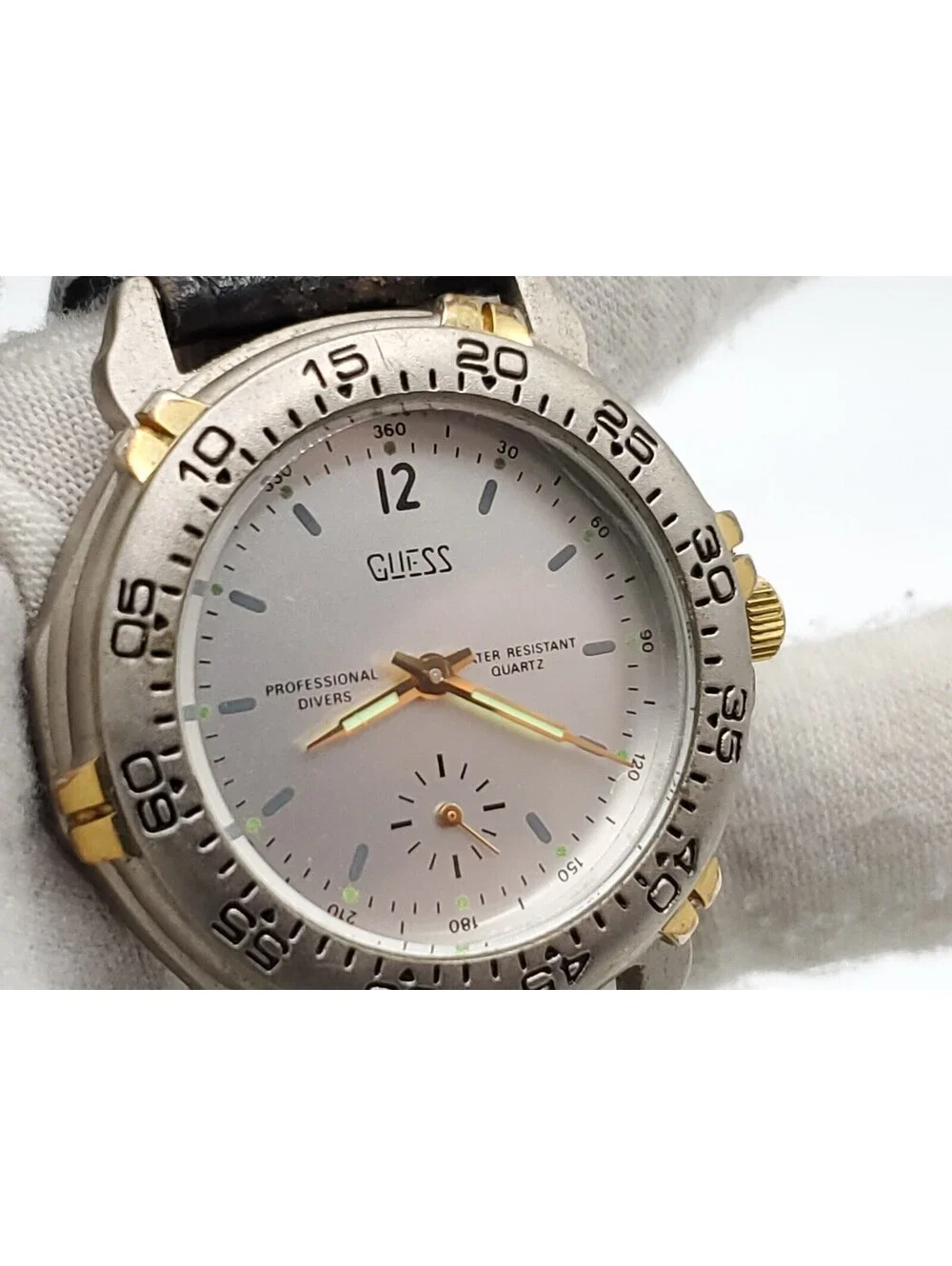 Vintage 1991 Guess Quartz Watch New Battery Diver Style Silver Tone 34mm
